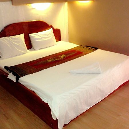 White River II Hostel 金边 外观 照片